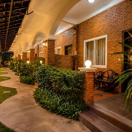 Kravan Siem Reap Boutique Villa